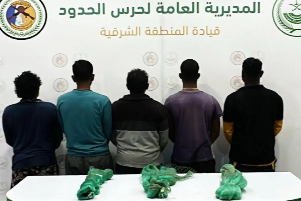 ضبط مقيمين مارسوا الصيد بأدوات محظورة في القطيف