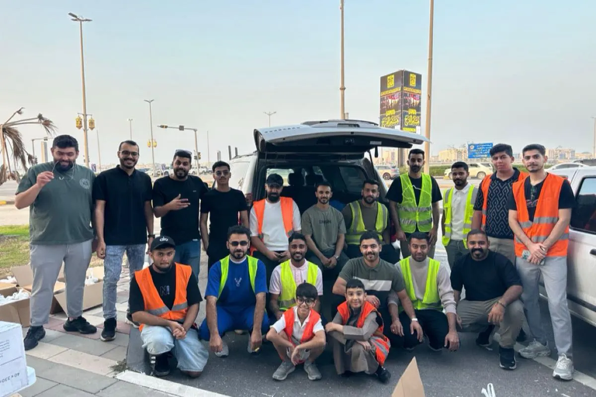 مبادرة شبابية في القطيف توزع 3500 وجبة إفطار صائم