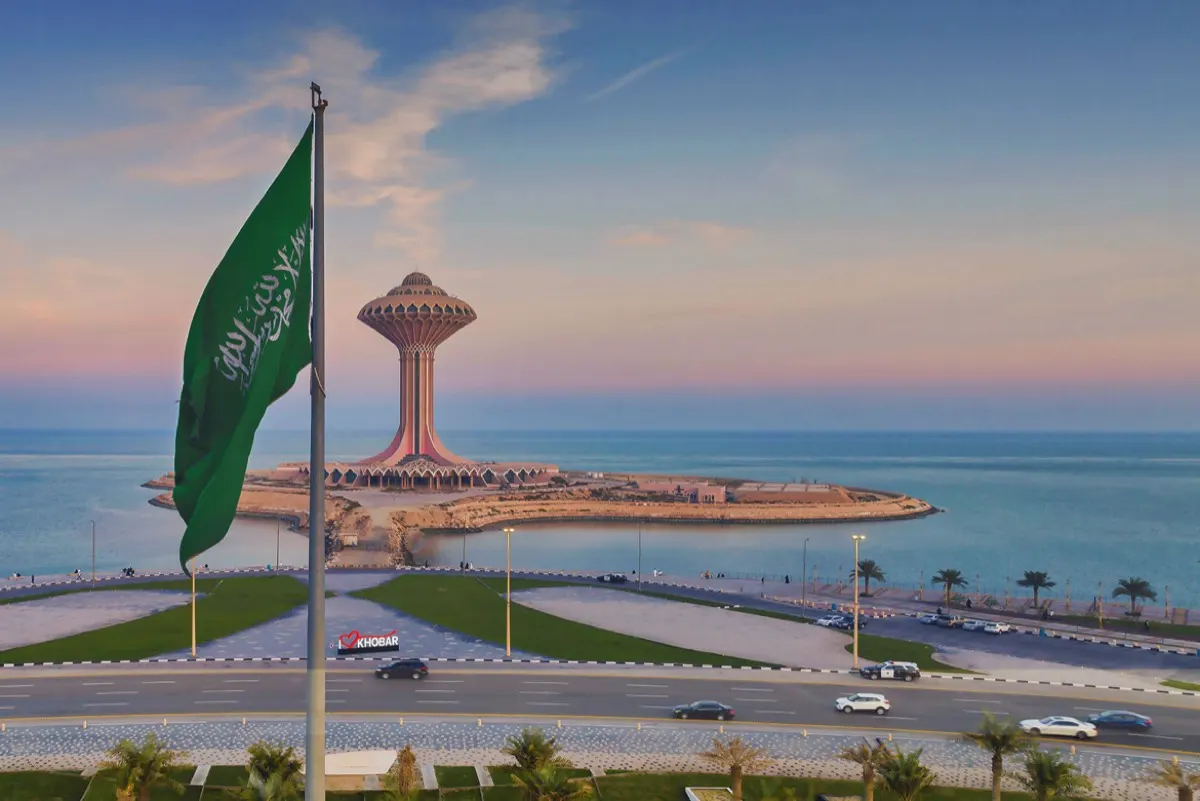 الدفاع المدني ينبه إلى زوال الخطر عن المنطقة الشرقية