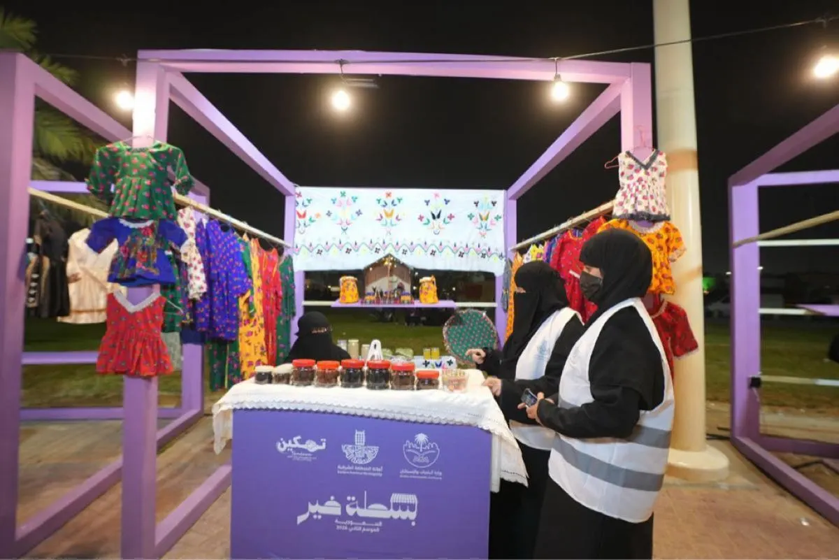 كيف غيرت ”بسطة خير“ حياة 320 بائعاً في المنطقة الشرقية؟