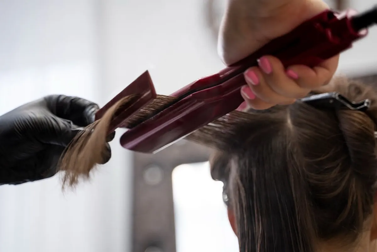 «الصحة» تحذر.. أجهزة الشعر تحرق وتدابير عاجلة للإنقاذ