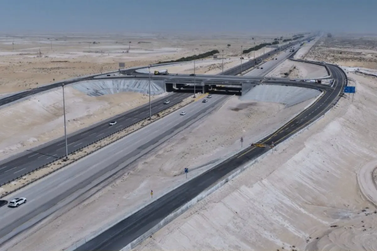 افتتاح جسر الالتفاف للخلف بطريق الظهران - بقيق