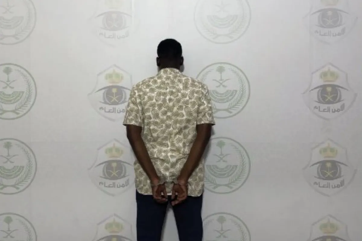 نهاية بيع الأوهام.. الإطاحة بـ «محتال التصاريح»