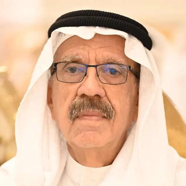 الكفاءة هي الوازن، والمال داعمًا لها لا متسلط عليها