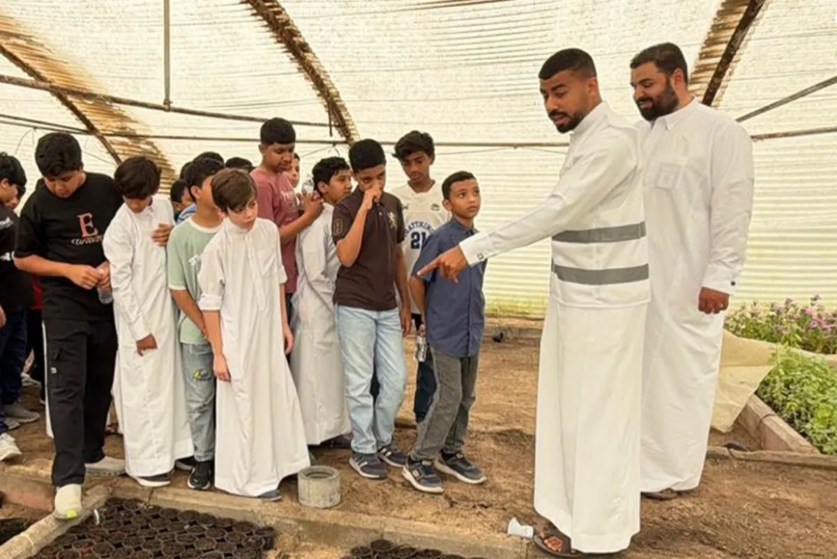 «بيئتنا خضراء».. أطفال القطيف يقودون مبادرات تخضير البيئة وتحسينها