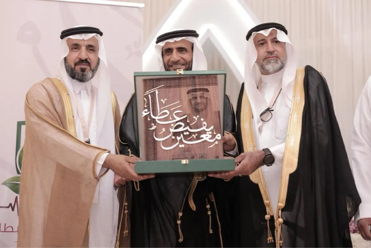«معين يفيض عطاءً».. نخب الأحساء تتوّج مسيرة الدكتور إبراهيم المسلمي