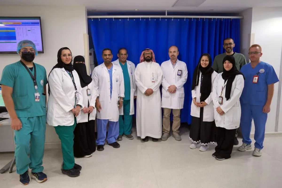 خلال 3 جلسات فقط.. تقنية متقدمة تنقذ طفل العامين من استئصال العين