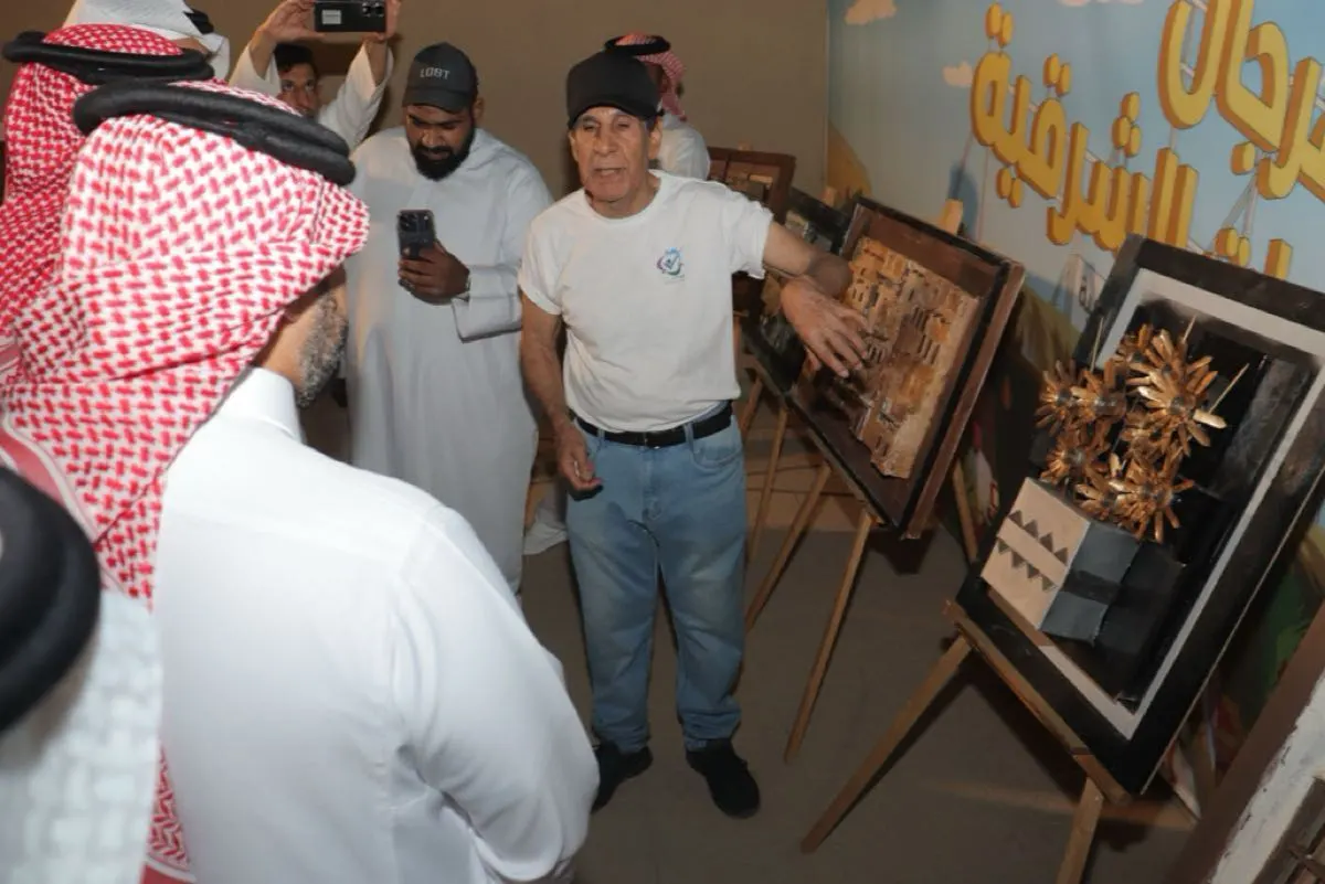 بمجسمات فنية من النفايات.. «ارميها صح» يعزز الوعي البيئي بالعوامية