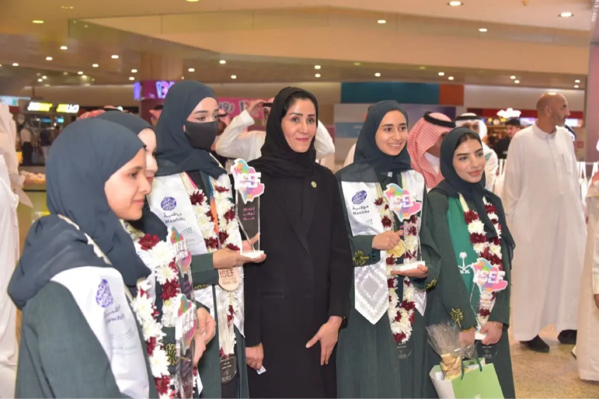 بالصور.. «جهات» ترصد فرحة الشرقية بأبطال «آيسف 2026»