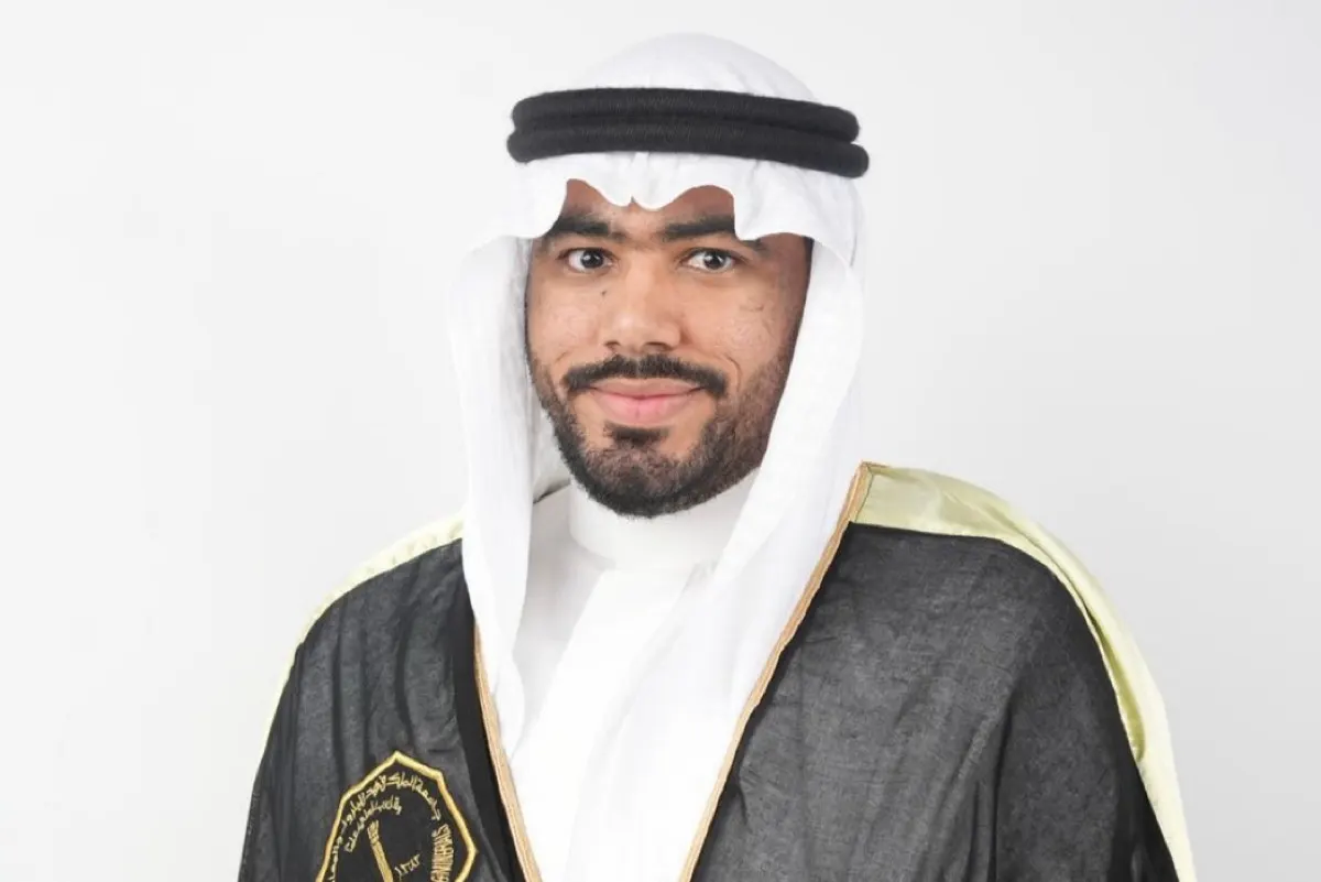 تاروت.. هادي آل محمد حسين ينال البكالوريوس بمرتبة الشرف في الهندسة الكيميائية