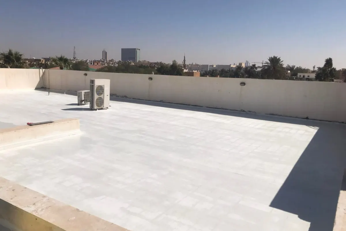 الأسطح الباردة.. حلول بيئية تخفض حرارة المباني وتقلل استهلاك الكهرباء