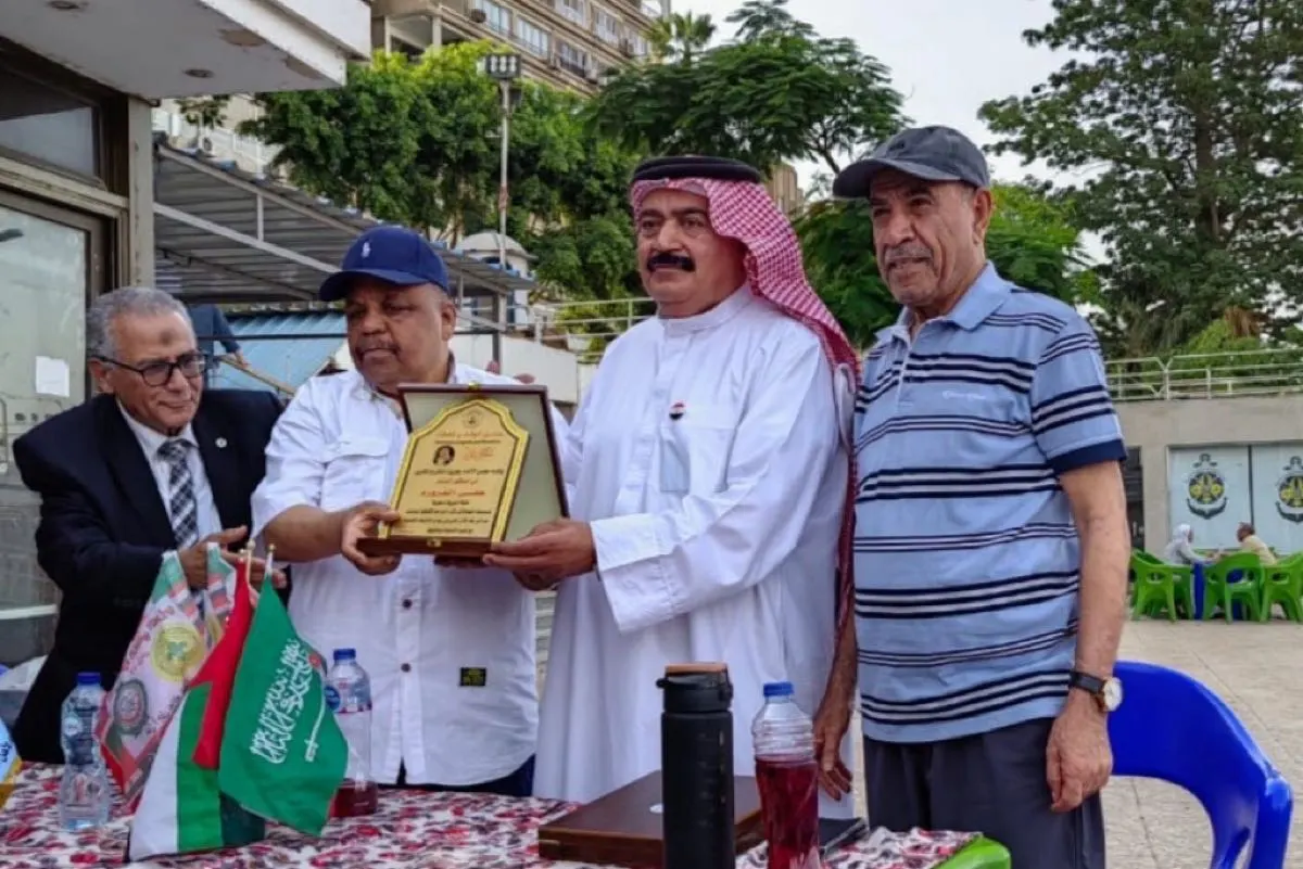 «قصائد البخور» تخطف الأنظار في حفل تكريم الدكتور الدرورة بالقاهرة