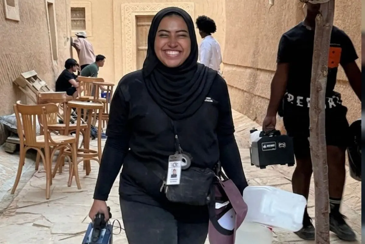 ياسمين الزاير.. السعودية الوحيدة في فريق المؤثرات لفيلم «سفن دوجز»