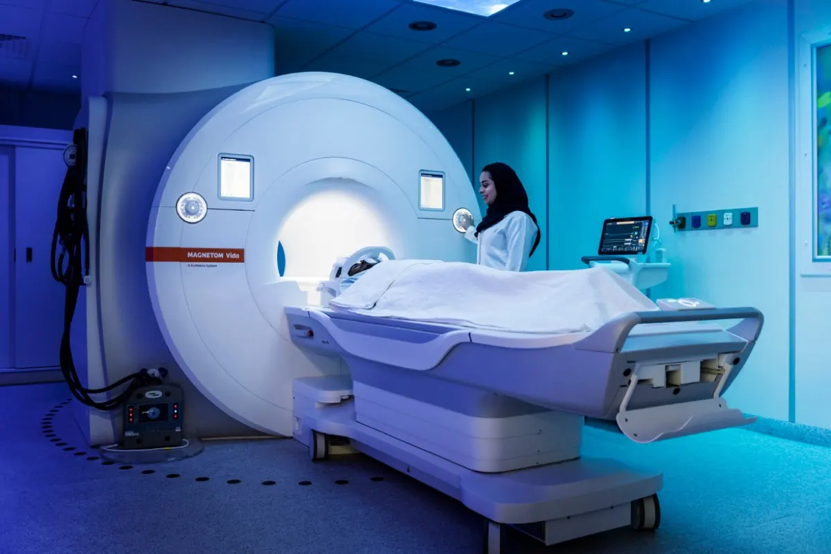 79.7 عامًا متوسط العمر.. والرعاية الأساسية تغطي 97.5% من السكان