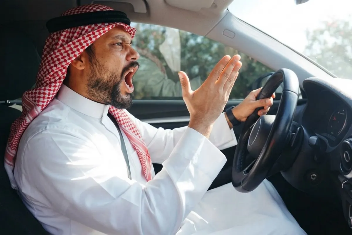 دراسة: ارتفاع الغلوتامات في الدماغ يرتبط بزيادة الحساسية للأخطاء