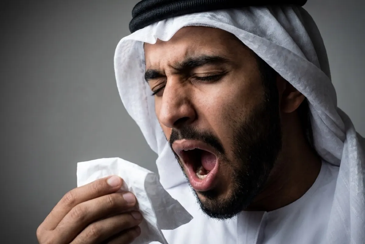 هل يتوقف القلب عن النبض أثناء العطس حقاً؟