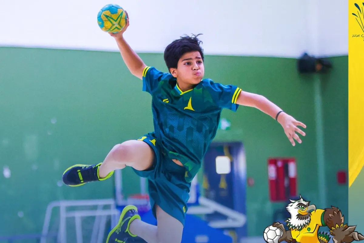 صيف الدانة.. نادي الخليج يطلق دورة كرة اليد لاكتشاف المواهب