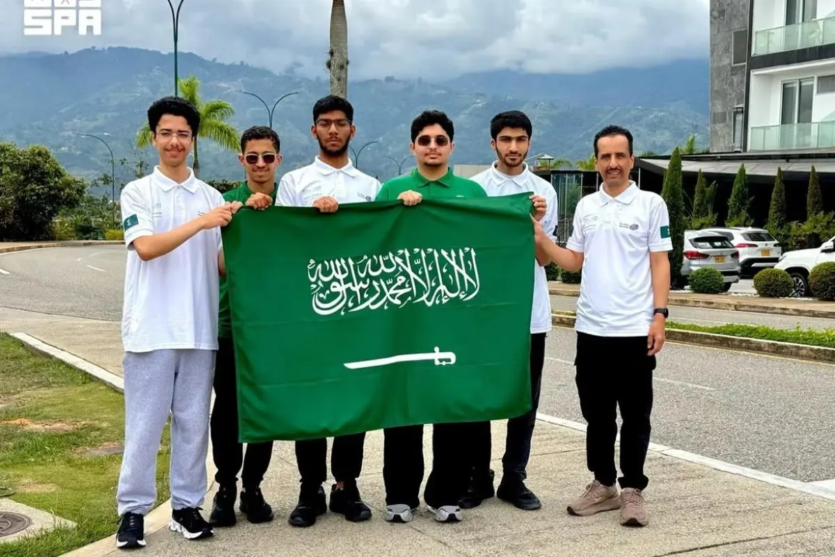 5 طلاب يمثلون المملكة في أولمبياد الفيزياء الدولي بكولومبيا