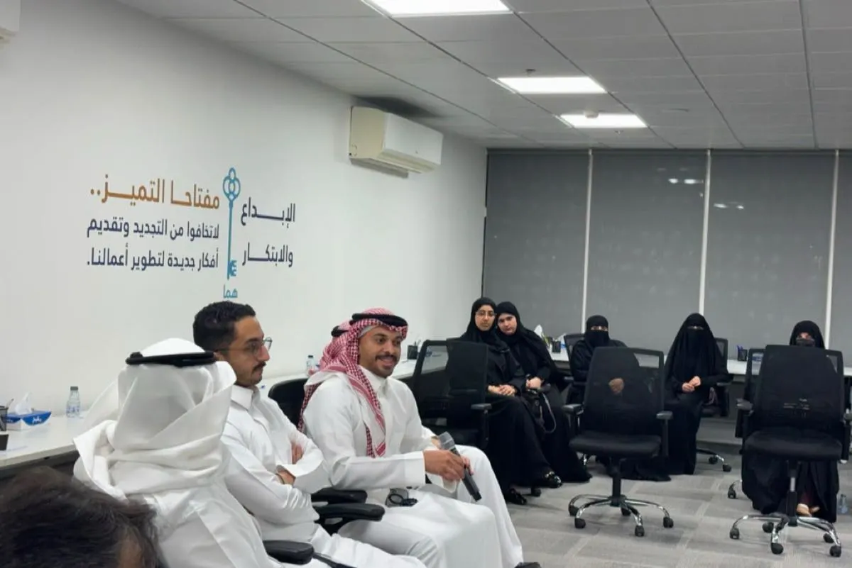 جلسة «جسور» تناقش أدوار المنسوبين.. وجمعية سيهات تتجه للحلول التنموية