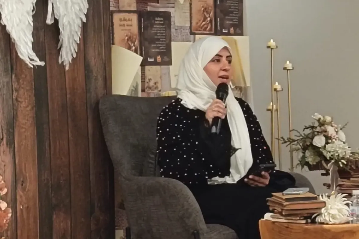 «الكوثر الأدبي» يدشن ديوان فاطمة الدبيس «بعرشي تشهق الآلهة» في الدمام