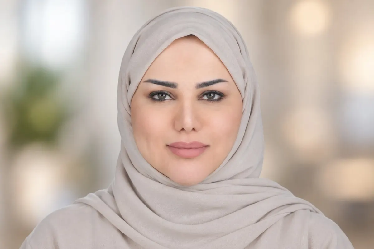 قهرت المرض والغرق.. عزيزة الغانم تحصد الماستر المهني في تدريب السباحة