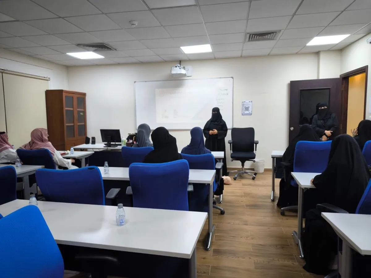 «مسعفون بلا حدود» يدرب 20 مستفيداً على الطوارئ بالدمام