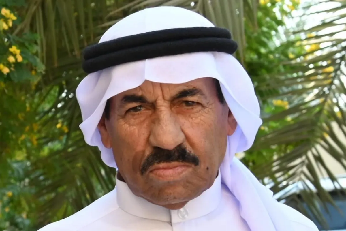 رفيق «الطفل السعيد».. تاروت تودع ”آل سليس“ المشرف على حافلات الروضة
