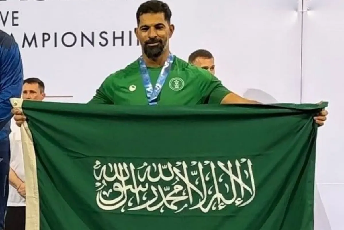 إنجاز سعودي في اليونان.. القيصوم يحصد برونزية العالم لرفع الأثقال