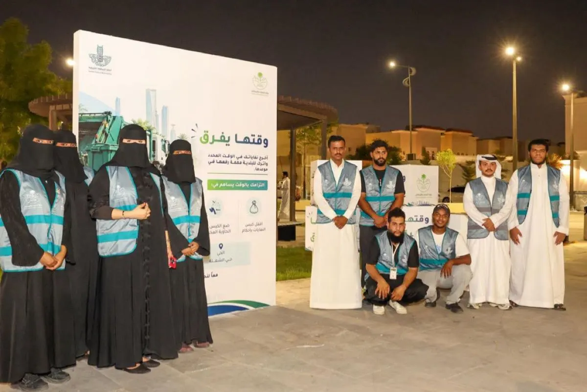 حملة لتنظيم مواعيد إخراج النفايات بالشرقية