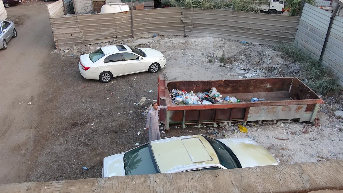 الشيخ الخنيزي وثّق أول “خسف” في عيون القطيف