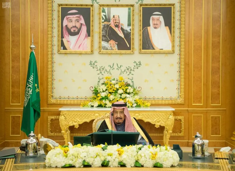 الملك يرأس مجلس الوزراء ويُطلعهم على فحوى اتصالاته بالزعماء