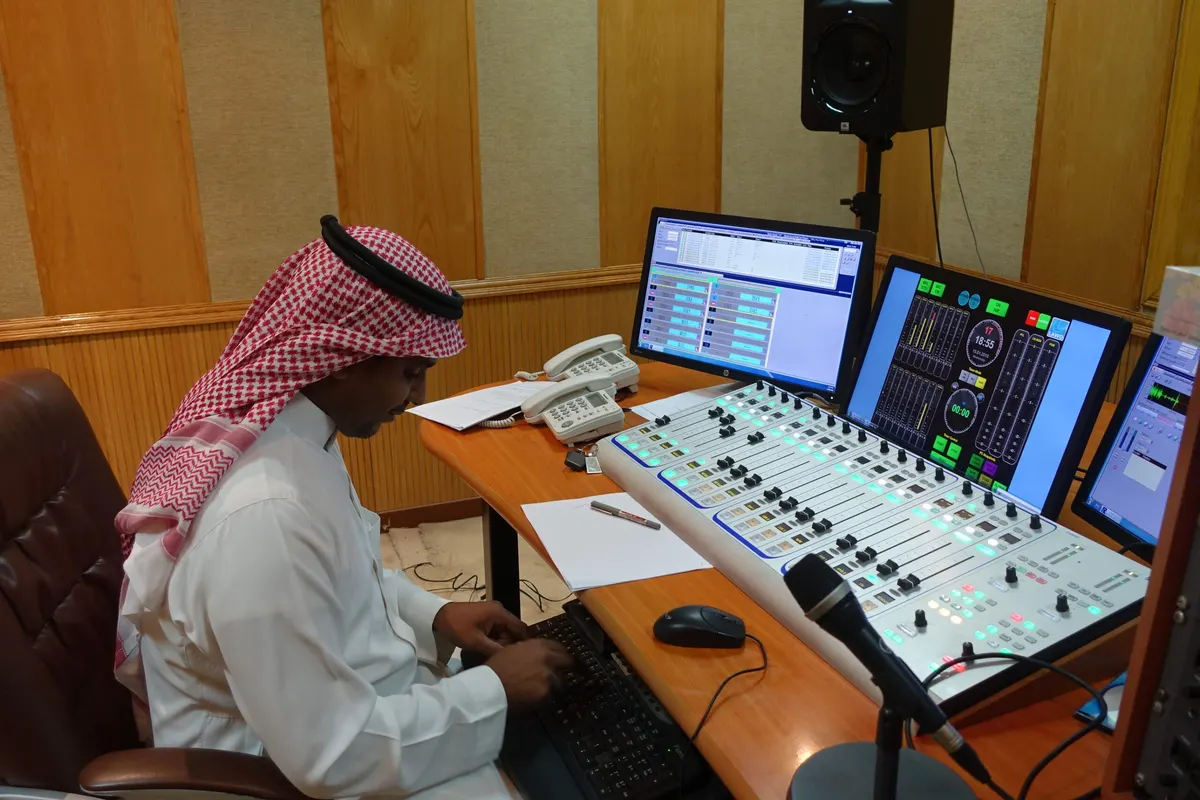 الشهراني متحدثاً عن حرائق المنازل في إذاعة “الرياض”