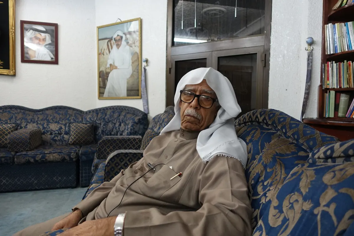 عدنان العوامي في السيرة الأخرى