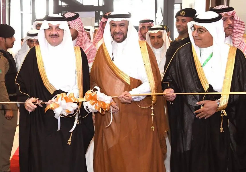 افتتح ملتقى ومعرض البيئة الصناعية الأول بالمنطقة أمير الشرقية: تحقيق التنمية المستدامة معادلةٌ صعبة