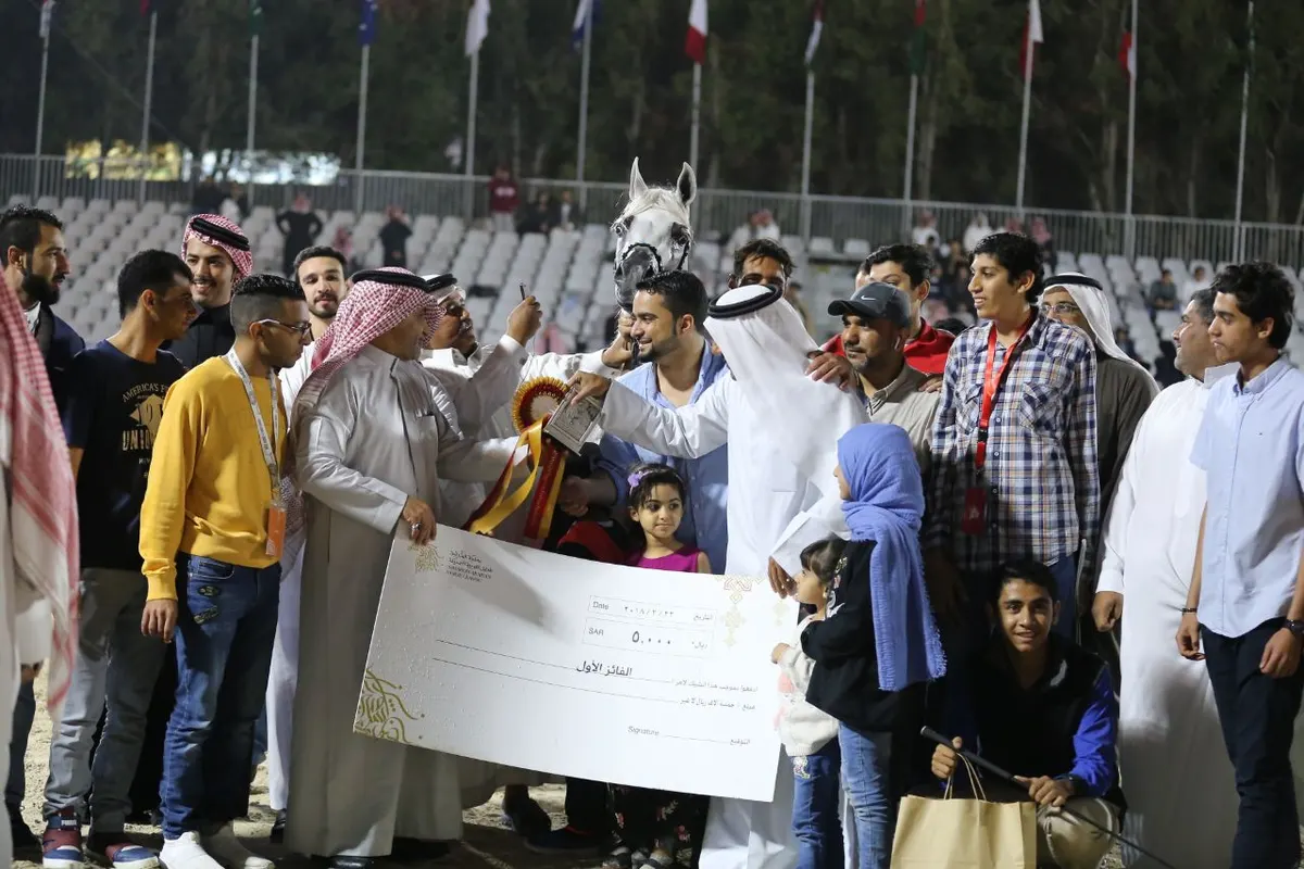 “مدلج النايف” يمنح الجارودية المركز الأول في كأس الخليج للخيل