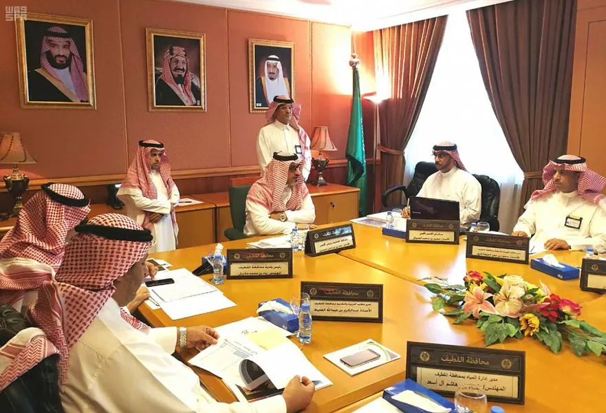 محافظ القطيف لأعضاء المجلس المحلي: واصلوا مسيرة العطاء