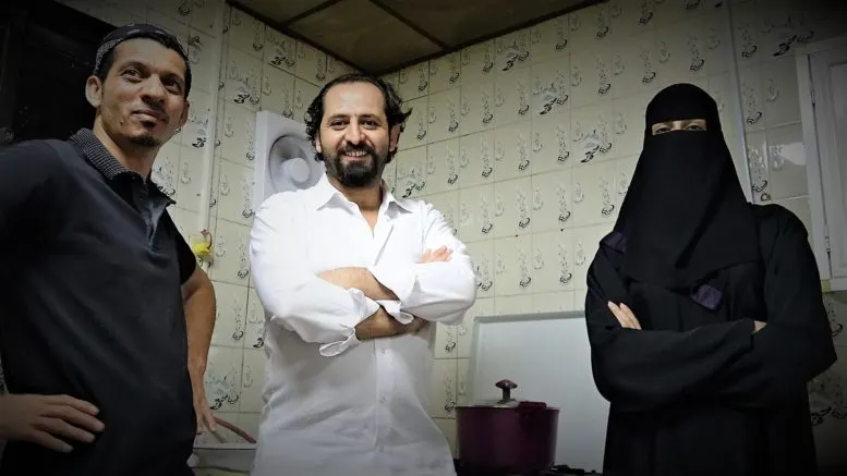 ثلاثي تطوّعي يعيد الاعتبار لمطبخ “الأمهات القطيفيات” في مشروع وثائقي