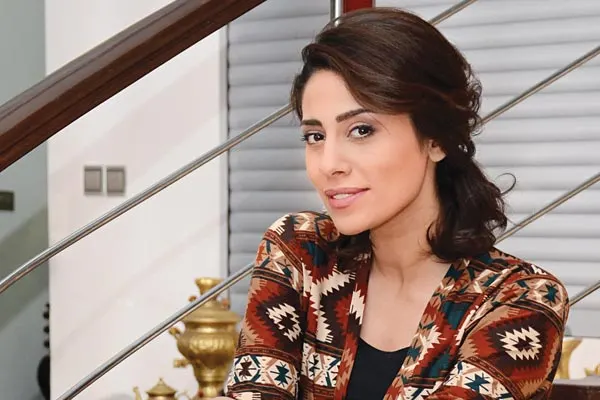 الممثلة إلهام لـ “صُبرة”: فيديو “البلاد القديم” لدعم بائع وجبات سريعة