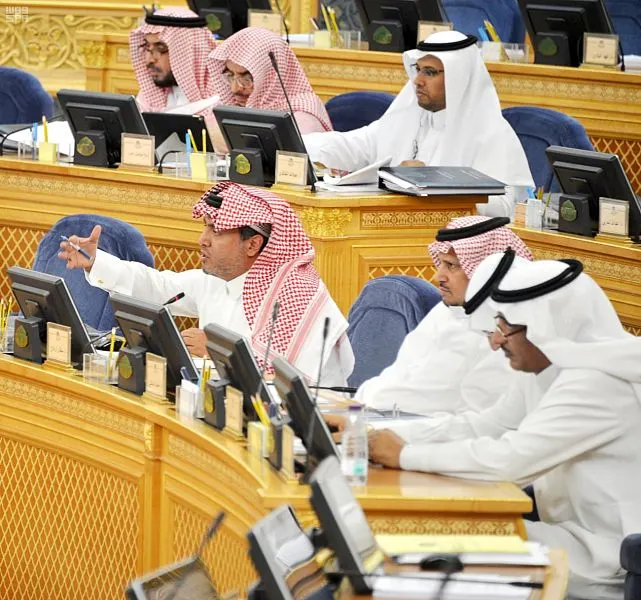 كتيب ارشادي للسائح السعودي في الخارج لضمان أمنه وعدم تعرضه للنصب أو السرقة “الشورى” يفتح ملف بطالة أطباء الأسنان.. ويطالب بسرعة قبول وتحويل المرضى إلى المستشفيات التخصصية