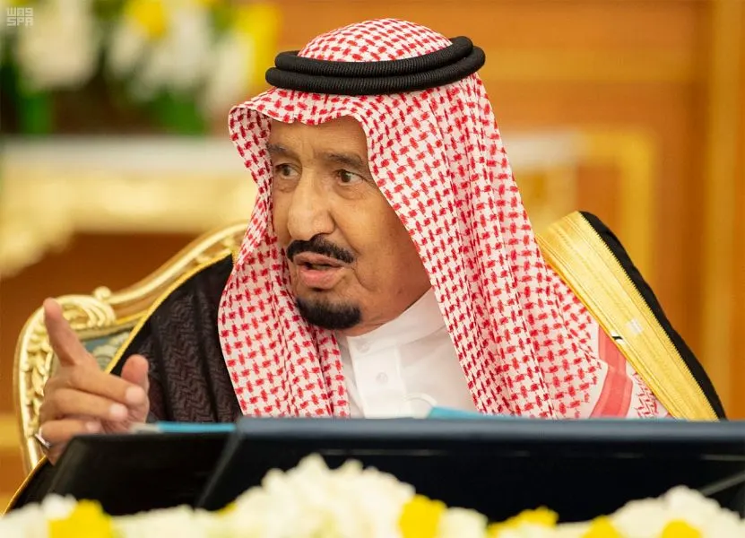 مجلس الوزراء: تنفيذ الحلول الخاصة بمعالجة زحف الرمال على الطرق