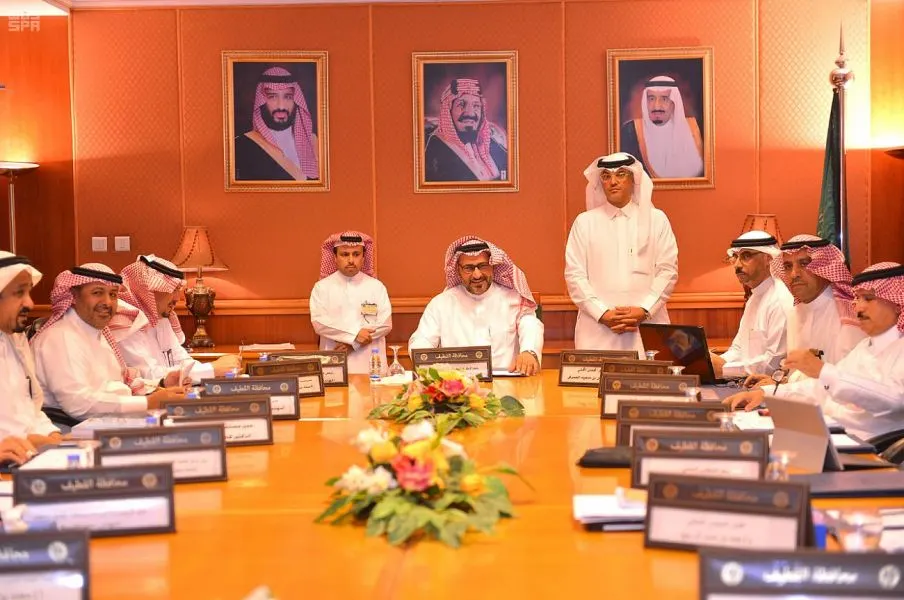 دارين, والملاحة, وحي الشاطئ, وسيهات, وسنابس, وأبومعن, والعوامية, والنابية، محلي القطيف: الرفع للإمارة لتسريع إنجاز 11 مشروعاً تعليمياً متعثراً