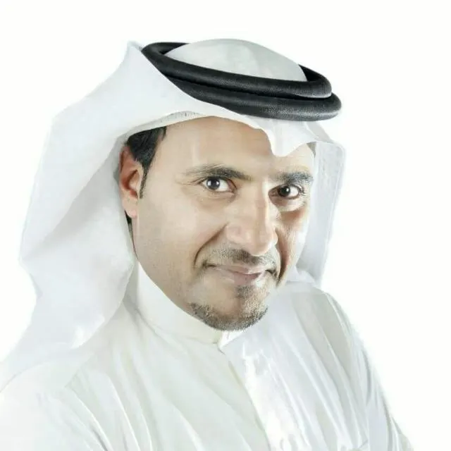 الفاشينيست القدوة ورخصة “المؤثرين”