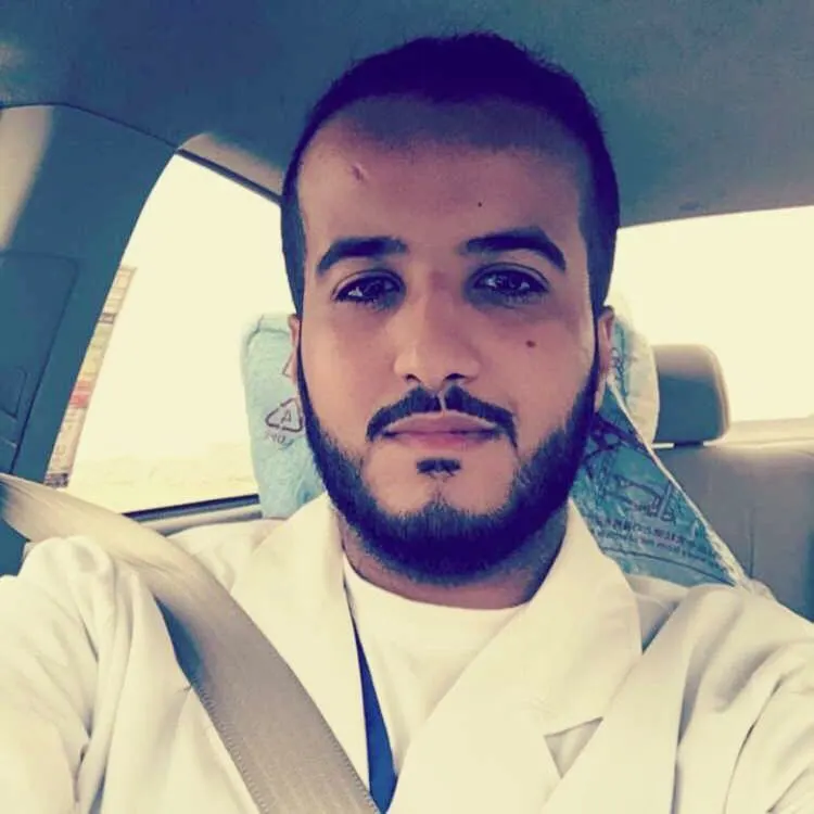 حادث مرور ينهي حياة طبيب في يوم تسلم وثيقة تخرجه