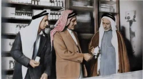 صيدلية المهنّا.. إرث عائلي طورته أربعة أجيال في أسرة أبو السعود