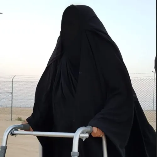 21 امرأة في غرفة واحدة للنوم والجلسة أم علي سعيد.. باعت البقرة.. وحجت بـ 500 ريال سنة 1978