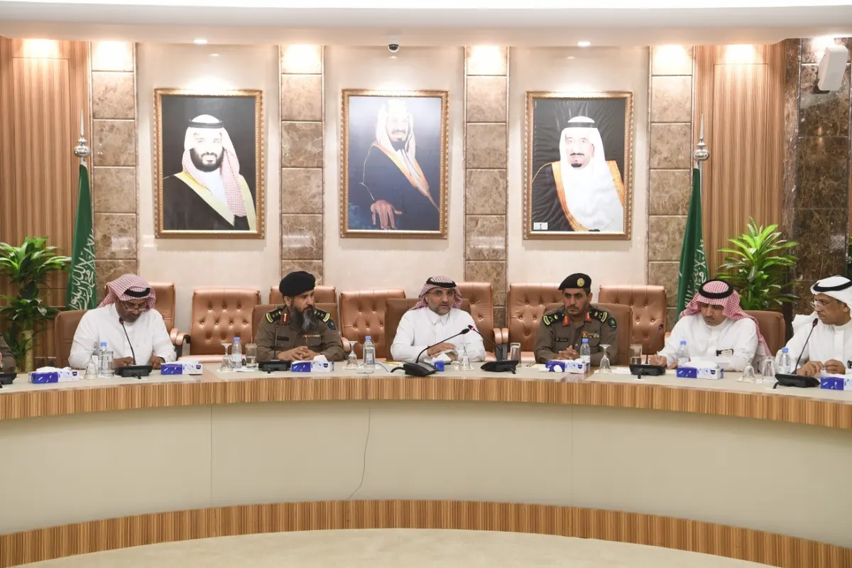 اجتماع لتسهيل تنفيذ مشروع تطوير وسط العوامية