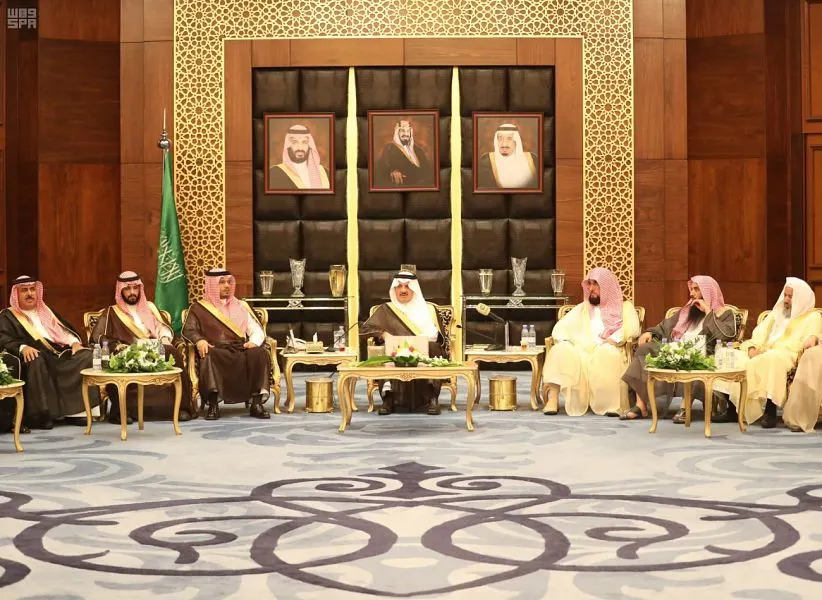 أمير الشرقية يوجه بتسهيل إجراءات الحجاج وتقديم أفضل الخدمات لهم