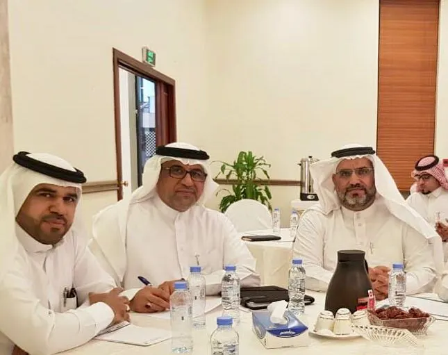 آل يوسف يحضر ورش مؤسسة الملك خالد الخيرية