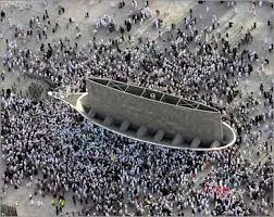 [فيديو] للسنة الثانية.. الحجاج يحصلون على الجمرات في أكياس