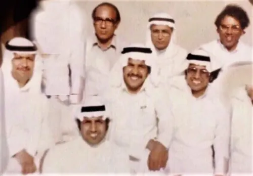 [2] حسن البريكي.. الطب حجب مواهبه في الشعر والثقافة والترجمة